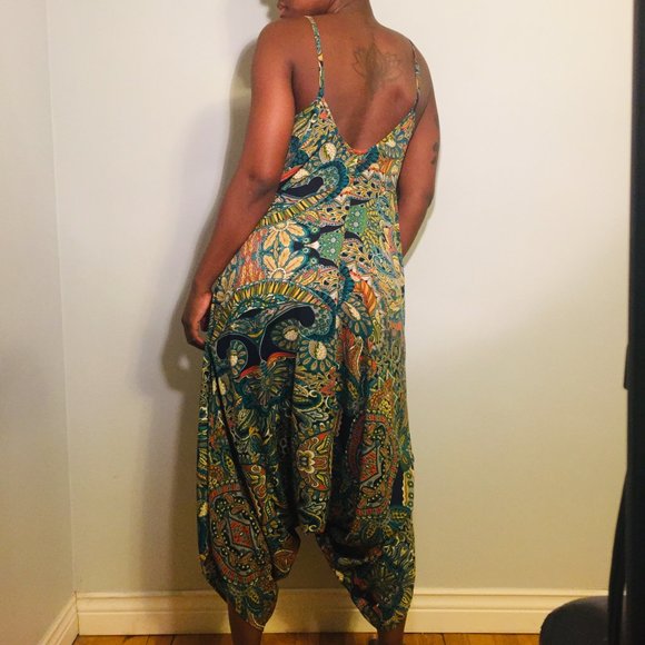 Oversized Abstract Print Romper - Picture 2 of 2